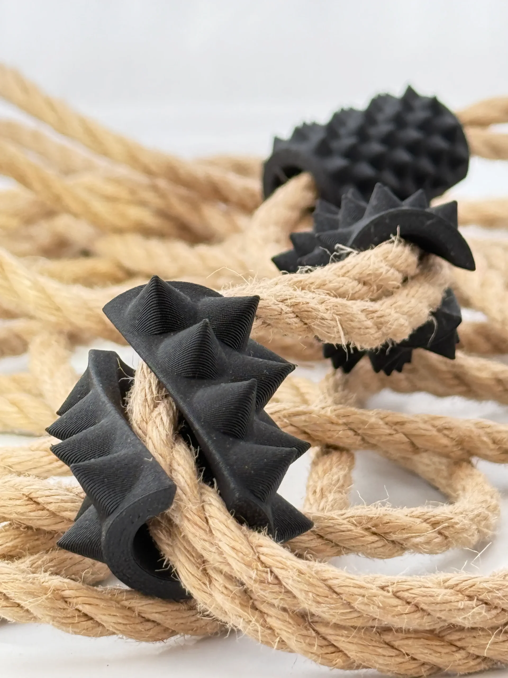 Rope Spike til shibari reb og sensation play.